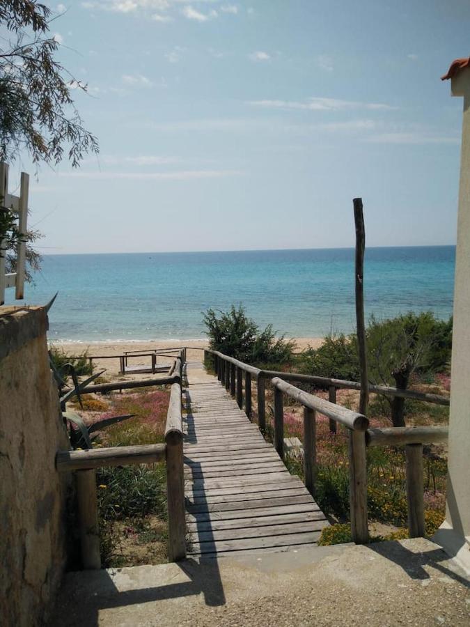 Villa Blu - Torre Ovo Monacizzo Buitenkant foto